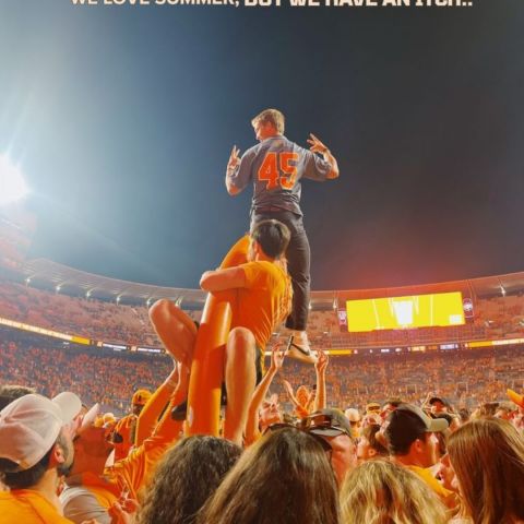 We love summer, but we have an itch… 👀🦟
An itch to explore every Knoxville spot we love. From downtown hangs to river days, local eats, and all the little places that make Knoxville feel like home 💛

#EverKnoxville #KnoxvilleTN #KnoxvilleSummer #utk #classof2030