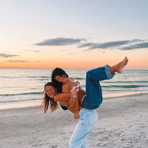 🏙️high-rise luxury + street-level access...

👋say hello to our 2BD/2BA-B3 
🔗click the link in our bio to apply